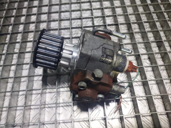 Pompa de inalta presiune Mazda 3 2.2 D cod motor RF7J cod 294000-0420