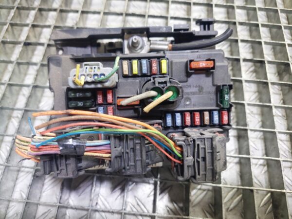Panou sigurante Peugeot 207 1.4 cod 9664997880