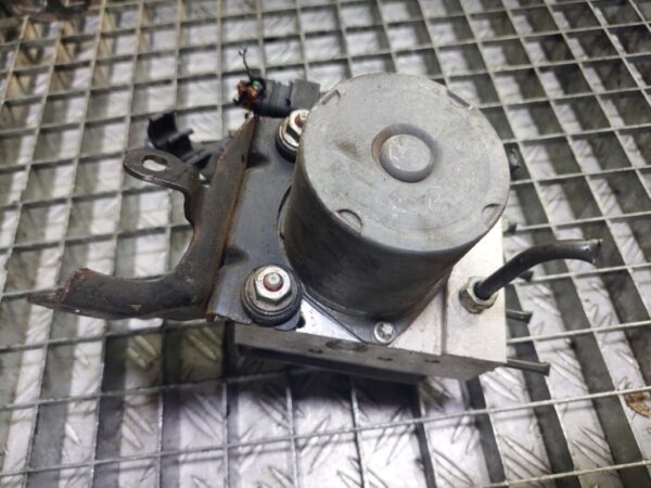 Pompa abs Toyota Auris 1.6 vvti cod 4454002060