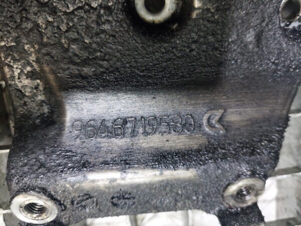20250830_183322-rotated-1.jpg Suport compresor AC Ford C-Max 1.6 TDCi cod motor HHDA cod 9646719580