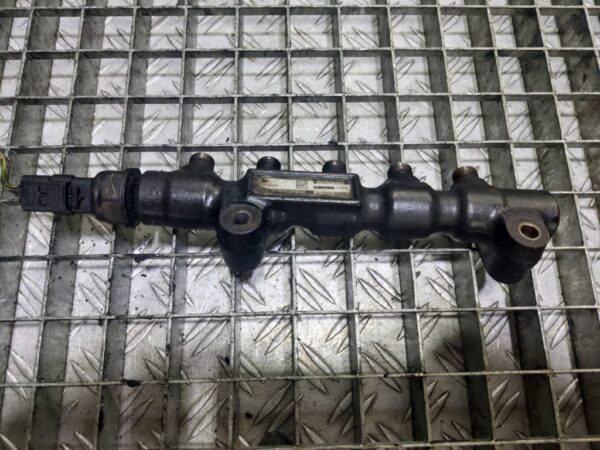 20250830_183411.jpg Rampa injectoare Ford C-Max 1.6 TDCI 90 cp HHDA cod 9654592680