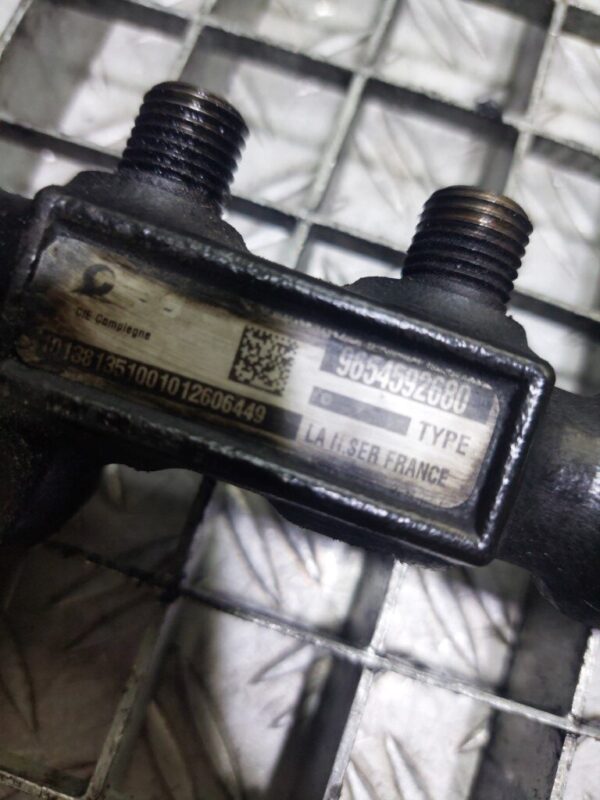 20250830_183414-rotated-1.jpg Rampa injectoare Ford C-Max 1.6 TDCI 90 cp HHDA cod 9654592680