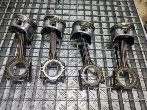 Biela piston VW Polo (9N) 1.4 BBY