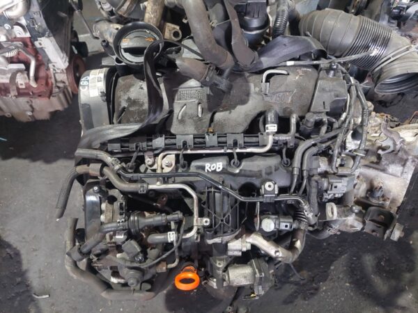 Motor fara anexe VW Golf V 2.0 TDI 136 cai cod motor CBD