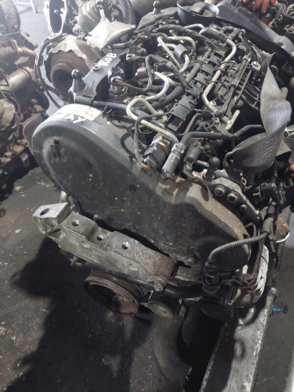 Motor fara anexe VW Polo 6R 1.6 TDI 75 cai cod motor CAY