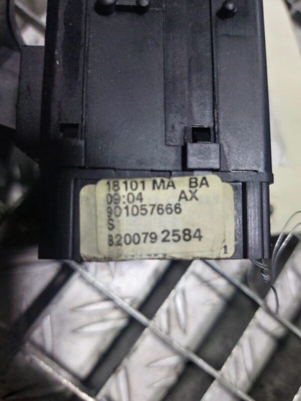 Maneta stergatoare Dacia Logan MCV cod 8200792584