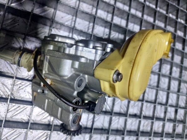 Pompa ulei Renault Kadjar cod motor H5H490 cod 150008447R