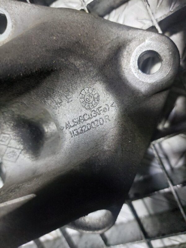 Suport motor Renault Megane III 2.0 DCi 150 Cp Euro 5 cod M9R615 cod 113320020R