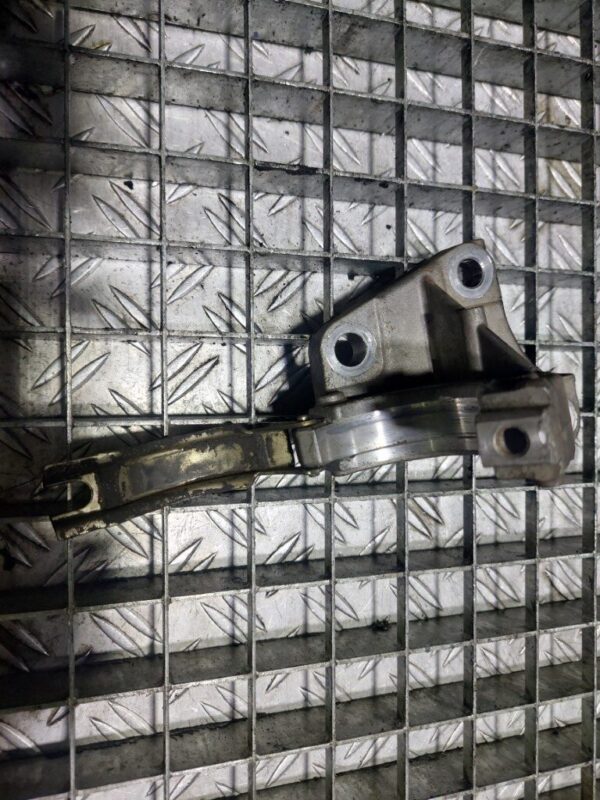 Suport planetara Renault Megane III 2.0 DCi 150 Cp Euro 5 cod M9R615 cod 8200934392
