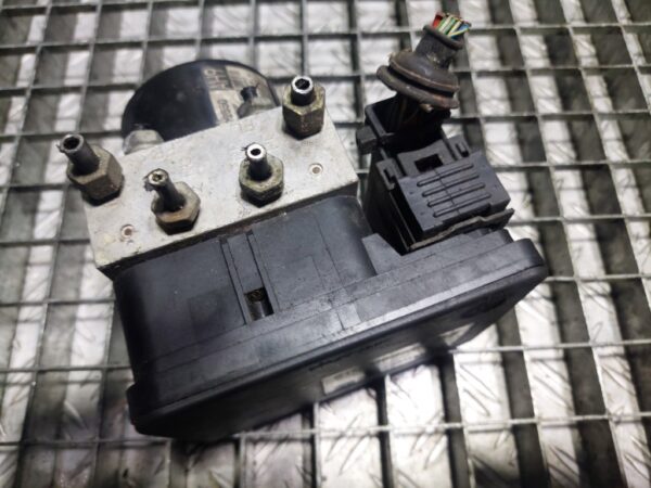 Pompa ABS Opel Astra J 1.7 Motorina 2012 cod 13412550