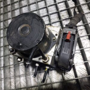 Pompa ABS Volkswagen Polo 1.4 TDI 2006 cod 6Q0907379AF