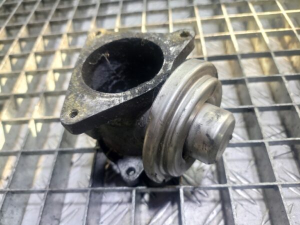 Egr Audi A3 Hatchback (8L1) 1.9 TDI cod 038129637D