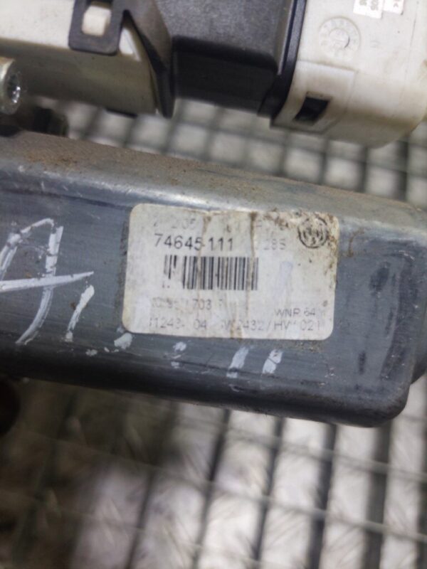 Motoras macara spate stanga fata Seat Toledo 3 2004-2009 cod 993424200 / 74645111