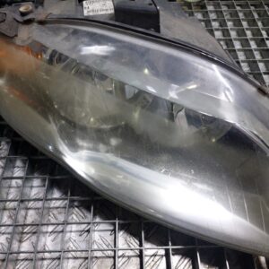 Far dreapta Audi A4 B7 2004-2008 cod 8E0941004AK