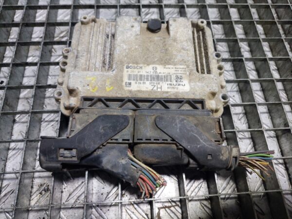 Calculator Motor Ecu Opel Astra H GTC 2004-2007 1.7 CDTI cod 55556829
