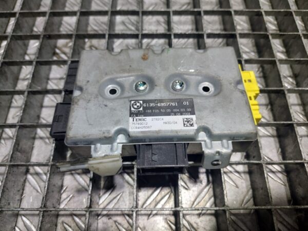 Calculator Usa Stanga Fata BMW Seria 5 E61 2004-2010 cod 695776101