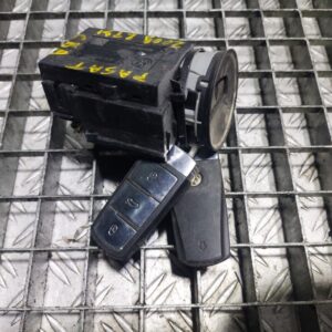 20250930_183716.jpg Contact auto cu cheie Volkswagen Passat B6 cod 3C0905843Q
