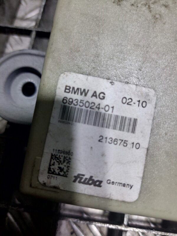 Modul amplificator BMW X5 E70 facelift 2010 - 2013 cod 693502401