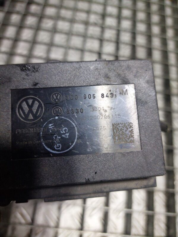 Contact pornire Volkswagen Passat cod 3CO905843M