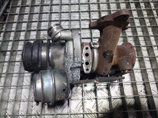 Turbina Opel Astra J 1.6 CDTi Euro 5 110 cp cod motor LVM cod 55583588 Turbina Opel Astra J 1.6 CDTi Euro 5 110 cp cod motor LVM cod 55583588