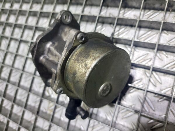 Pompa Vacuum Renault Megane 3 1.5 dci cod motor K9K800 cod 8201005306B