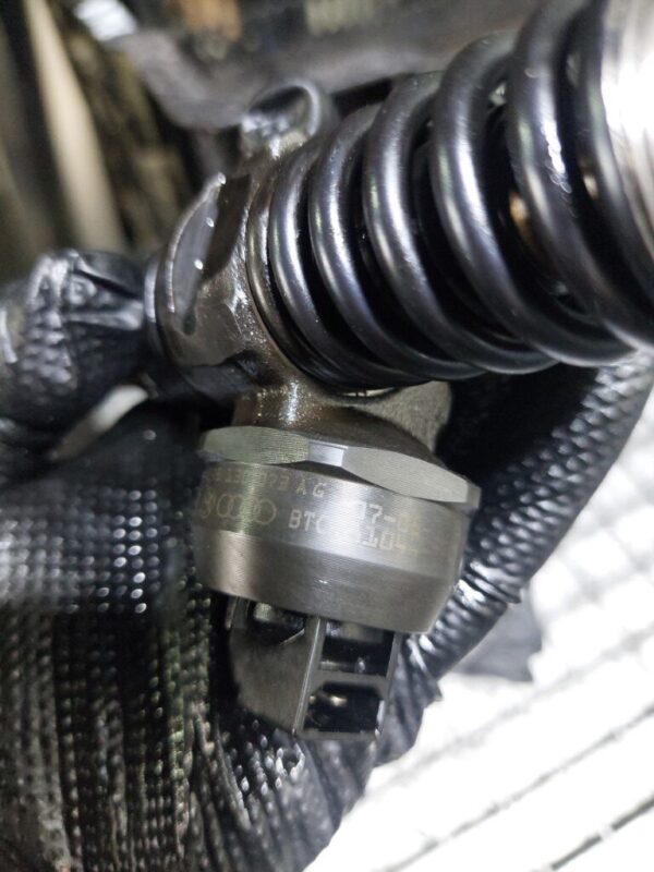 Injector Volkswagen Polo (9N) 1.4 TDI cod motor BNV cod 038130073AG