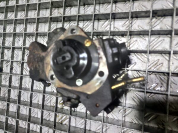 Pompa inalta presiune Fiat Punto III Hatchback (199) 1.3 JTD cod motor 199A9000 cod 55236707 / 0445010266 / 008816223162