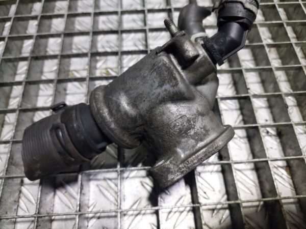 Corp termostat Opel Vectra C 1.9 CDTI cod motor Z19DT cod 55203388