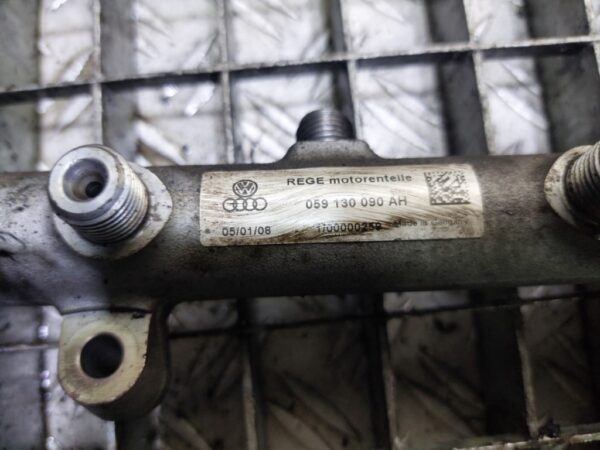 Rampa injectoare cu regulator Audi A6 C6 2.7 TDI 190 Cp cod motor CAMA cod 059130090AH