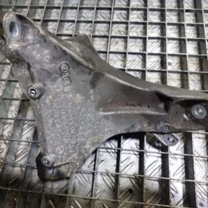 20251008_164057.jpg Suport motor dreapta Audi A4 B7 2.0 TFSI 200 cp cod motor BGB cod 8E0199308AH