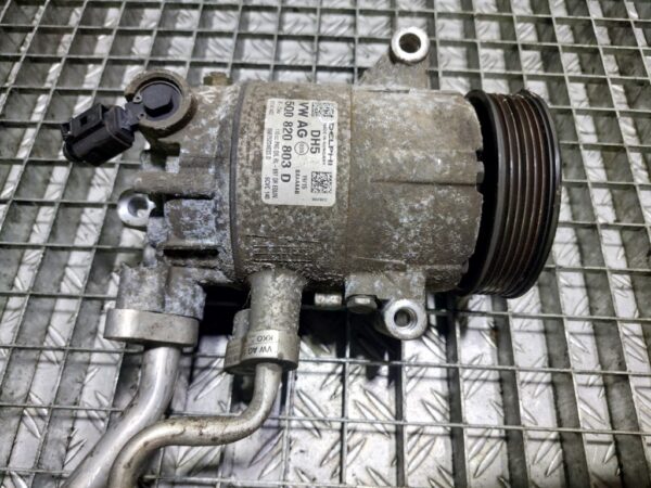Compresor clima AC Seat Leon 3 1.6 TDI cod motor CRK cod 5Q0820803D