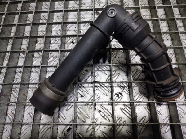 20251008_175812.jpg Conducta apa Audi A3 1.6 TDI 110 Cp cod motor CRK cod 5Q0121619D