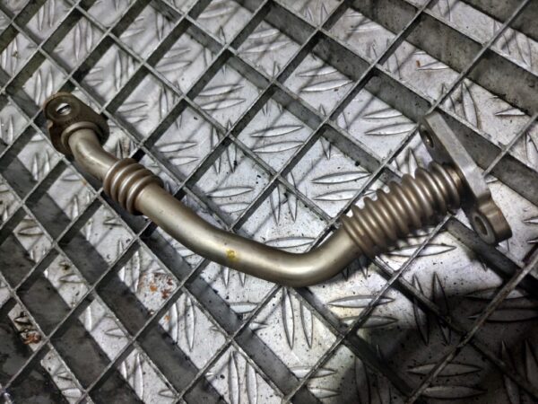 20251008_180445.jpg Conducta Egr Audi A3 1.6 TDI 110 Cp cod motor CRK cod 04L145736E