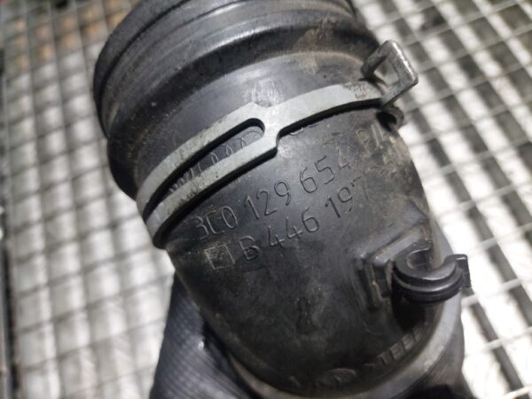 20251008_184249.jpg Furtun admisie Audi A3 2.0 TDI euro 5 140 cp cod motor CBA cod 3C0129654