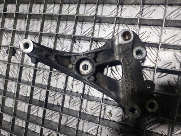 20251008_193041.jpg Suport compresor AC Peugeot 308 1.6 VTi cod motor 5FS cod V758078180