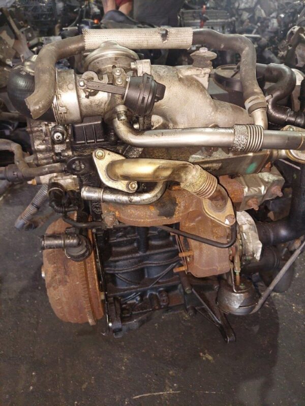 Motor complet fara anexe Volkswagen Golf 4 1J 1.9 TDI 115 CP 2000–2001 cod AUY