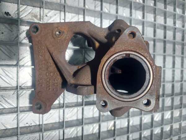 Colector galerie evacuare Audi A6 C6 Sedan (4F2) 2.7 tdi cod motor CGKA cod 059131799R