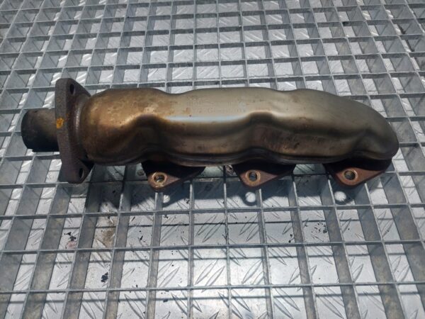 Galerie evacuare dreapta Audi A4 B8 2.7 tdi cod motor CGKA cod 059253034AC