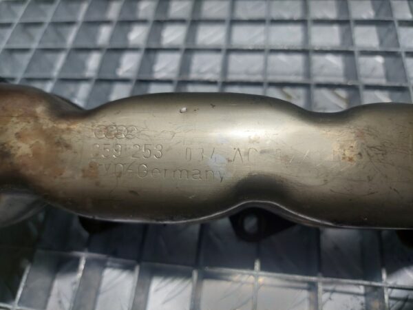 Galerie evacuare dreapta Audi A4 B8 2.7 tdi cod motor CGKA cod 059253034AC