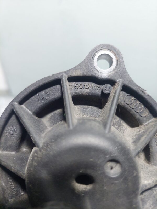 Corp termostat Audi A4 Avant (8K5, B8) 2.7 tdi cod motor CGKA cod 059121111A