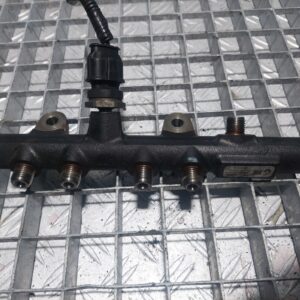 20251015_175255.jpg Rampa injectoare cu regulator Renault Kangoo 2 1.5 dci cod motor K9K612 cod H8201157327 / 170761743