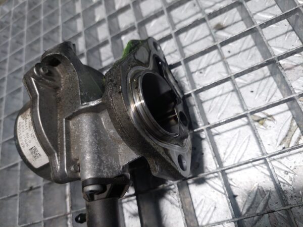 Pompa vacuum Renault Kadjar (HA_, HL_) 1.5 dci cod motor K9K628 cod 146505272R
