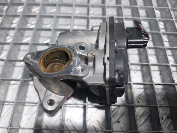 Supapa EGR Renault Kangoo 2 1.5 dCi cod motor K9K 628 cod 147109913R