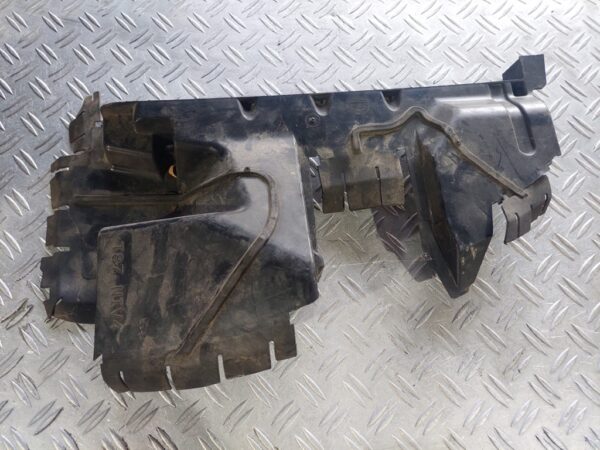Deflector aer Peugeot 3008 2011 cod 96866133980