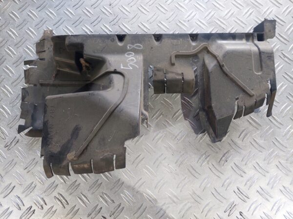 20251016_164148.jpg Deflector aer Peugeot 5008 1.6 HDi cod 9686133980