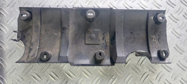 Capac motor Citroen C4 1.6 cod 9638602180
