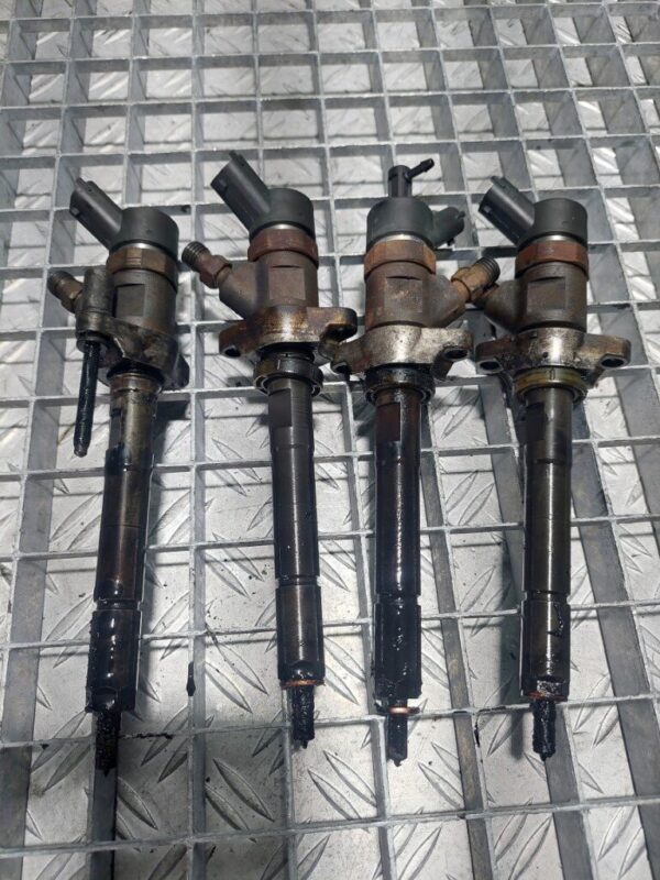 20251022_154234-rotated-1.jpg Injector Peugeot 407 SW Van / Break (6E_) 1.6 hdi cod motor 9H01 cod 0445110259
