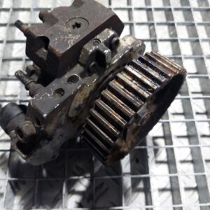 20251028_171046.jpg Pompa inalta presiune Renault Laguna II Grandtour (KG) 1.9 dCi cod 8200108225 / Ο445010075