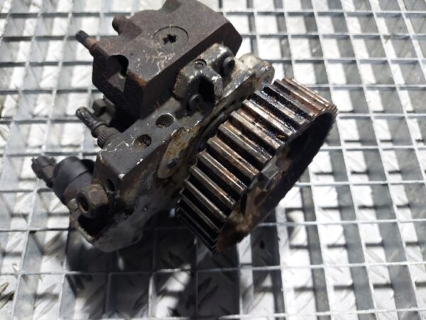 Pompa inalta presiune Renault Laguna II Grandtour (KG) 1.9 dCi cod 8200108225 / Ο445010075