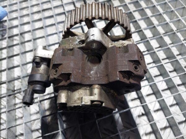 Pompa inalta presiune Renault Laguna II Grandtour (KG) 1.9 dCi cod 8200108225 / Ο445010075